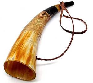 Corne à boire viking la plus vendue avec support en cuir, corne à vin rare et antique en corne de buffle à vendre - Product Image 2