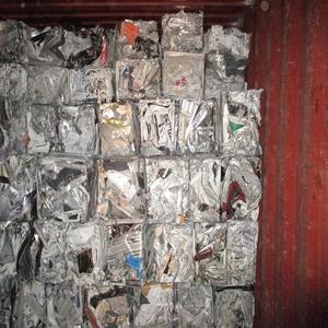 Déchets d'aluminium 6063, Déchets de fil d'aluminium, Déchets de jantes en aluminium provenant d'un fournisseur européen - Product Image 1