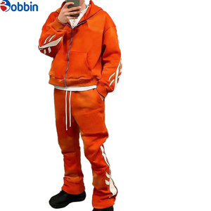 Conjunto Deportivo de Última Tendencia, Diseño Desgastado, con Bordado Personalizado y Apliques, Efecto Deslavado al Sol, Corte Acampanado - Product Image 3