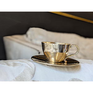 Tasse à thé en laiton plaqué or de haute qualité, design unique et élégant, avec poignée et soucoupe d'inspiration antique, à prix compétitifs - Product Image 2