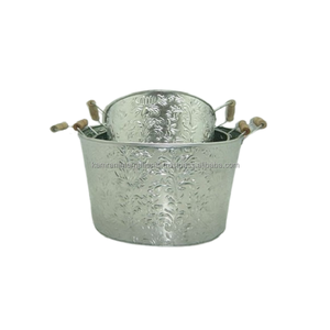 Jardinières en métal avec plaque de jardinière et manche en bois Décor de jardin pour maison et restaurant Trou de drainage Écologique - Product Image 4