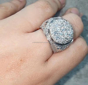 Anillo de Compromiso con Incrustaciones de Moissanita y Piedras Múltiples, Plata 925 Chapada en Oro, Estilo Hip Hop para Hombre, Anillo de Promesa, Regalo para Esposo - Product Image 3