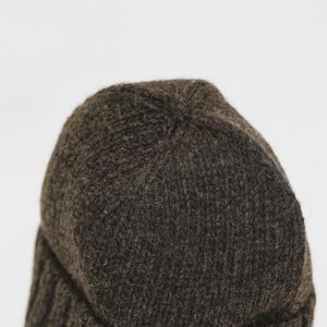 Bonnet en laine de mouton de Mongolie 100% premium |   Chapeau d'hiver anti-allergique et ultra-chaud |   Bonnet en tricot doux et respirant marron - Product Image 2