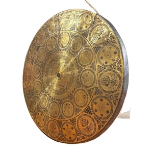 Artisanat traditionnel en métal sculpté Tam-Tam Gong pour la méditation et la guérison du yoga Élément décoratif de cloche chantante religieuse - Product Image 2