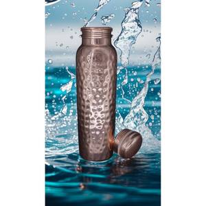 Bouteille d'hydratation contemporaine en cuivre, récipient à boisson en métal texturé, gourde pour le quotidien, fabricant OEM ODM pour l'exportation - Product Image 5