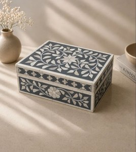 Boîte à bijoux en MDF écologique Crafted Treasures, design floral en résine noire et blanche, style classique élégant vintage de luxe, 6-10L - Product Image 3