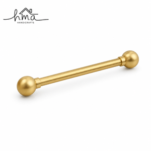 Poignée de meuble en laiton doré mat, forme de barre ondulée organique, moderne et minimaliste, pour tiroir, sculptée - Product Image 2