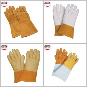 ถุงมือเชื่อม ISONZ ทนความร้อน หนังวัวแท้ ปลายแขนยาว ถุงมือป้องกันสำหรับงานเชื่อม ถุงมือหนังทนความร้อนสำหรับงานเชื่อม - Product Image 4
