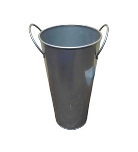 Metal <b>Dustbin</b> with Elegant Embossed Design for Residential Commercial Use - Product Image 6