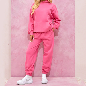 Ensemble de survêtement pour femmes en molleton français blanc, comprenant un sweat à capuche court et un pantalon de jogging, imprimé en relief, deux pièces - Product Image 3