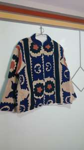 Veste en velours beige brodée à la main, manteau bohème Suzani - Product Image 5