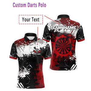 T-shirt sur le thème des fléchettes, nom et nom de l'équipe, design effet éclaboussures, 2 styles de motifs de cibles de fléchettes roses et rouges - Product Image 1