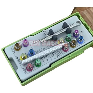 Kit chirurgical manuel de greffe et d'implantation dentaire avec grattoir osseux, instruments chirurgicaux en acier inoxydable allemand de haute qualité - Product Image 4