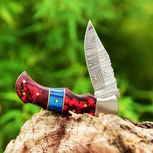 Cuchillo Plegable Artesanal DIY de Acero de Damasco con Punta Recta, Mango de Resina y Madera, Funda de Cuero - Personalizable OEM - Product Image 4