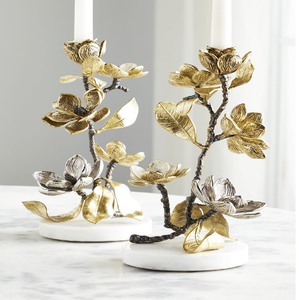 Candelabros ornamentados con ramas florales en oro y plata, con base de mármol, perfectos para decoración de lujo, disponibles a precios de mayorista. - Product Image 1