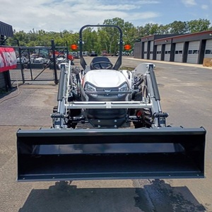 Potente minitractor Bobcat para tareas agrícolas con dimensiones compactas, construcción duradera y operación confiable. - Product Image 3