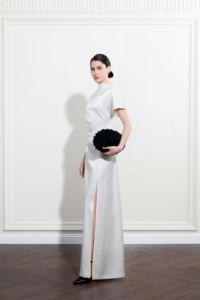 Nuevo Vestido Elegante para Mujer, Modelo AVA ASIMÉTRICO, Manga Corta, Maxi, Soporte ODM, Vestidos de Mujer de WhiteAnt Vietnam - Product Image 4