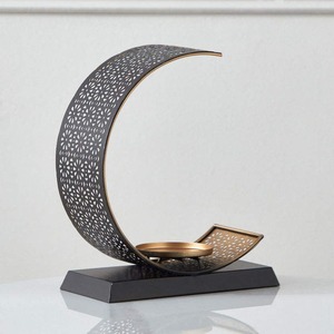 Candelabro de Metal con Forma de Luna Creciente y Diseño de Filigrana, el Más Vendido, para Decoración de Ramadán Kareem - Product Image 4