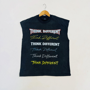 Camiseta Negra sin Mangas para Hombre Five B Think Different, Cuello Redondo, Algodón Jersey, Corte Casual, Logotipo Frontal con Estampado de Letras - Product Image 2