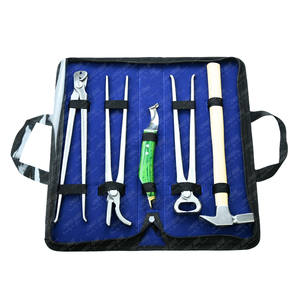 Kit d'outils de maréchal-ferrant professionnel 13 "extracteur de clous, pneu de maréchal-ferrant, couteau à sabot, pince à sabot 12" et marteau de conduite avec sac de transport - Product Image 1