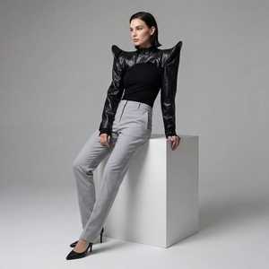 Haut court asymétrique en similicuir PU pour femme, à manches chauve-souris, col roulé, fermeture éclair, couleur unie, pour l'automne - Product Image 6