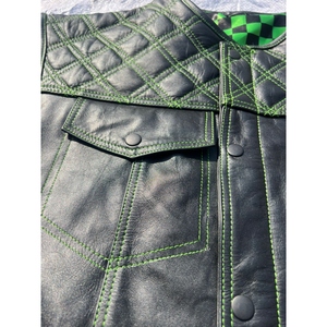 Chaleco de motociclista de cuero genuino para hombre, para uso diario, con forro interior de seda sublimada suave. - Product Image 5