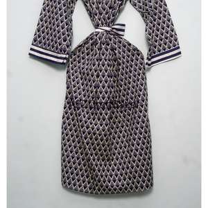 Bata Kimono de Algodón 100% Hecha a Mano con Estampado Floral y Cuello en V para Mujer, Ligera, Transpirable y Suave para Verano - Product Image 6