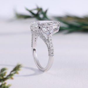 Anillo de compromiso de lujo con diamante de laboratorio talla pera, banda pavé dividida con piedras laterales en forma de corazón, joyería fina nupcial para mujer, regalo para mujer - Product Image 4