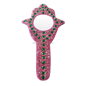 Miroir à main traditionnel artisanal en laque avec perles brillantes et finition vintage, léger et portable, miroir de maquillage doré à perles - Product Image 6