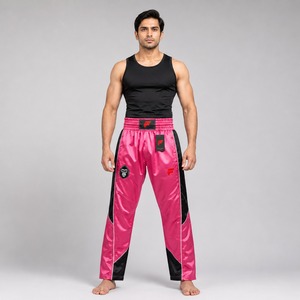 Pantalon de kick-boxing haute performance offrant un confort léger, une conception respirante et une qualité athlétique fiable. - Product Image 1
