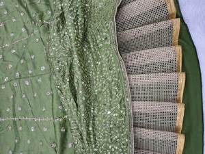 Ensemble Lehenga Choli brodé vert olive pour femme, longueur ras du sol, tenue de créateur pour fêtes et mariages, tenue ethnique été-hiver - Product Image 4