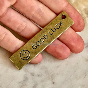 Llavero con Regla Compacta Vintage de Latón Macizo, Mini Escala de Medición Hecha a Mano para Uso en Oficina y Escuela - Product Image 1