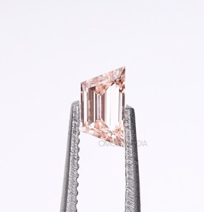Hot Selling Premium IGI Certified Laser <b>Drilled</b> Lab Grown Trapezoid Cut Loose CVD Fancy <b>Pink</b> VVS Clarity Diamond Fine Jewelry - Product Image 6
