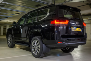Toyota Land Cruiser LC300 2024, Nueva SUV de 7 Plazas, 415HP, Premium+, 4x4, Todoterreno de Lujo, Gasolina, Automática, Lista para Exportación - Product Image 4