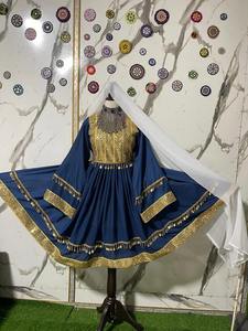 Vestido Corto Estilo Vintage Afgano Kuchi con Exclusivos Patrones de Bordado Tribal Hechos a Mano y Trabajo Tradicional con Espejos - Product Image 3