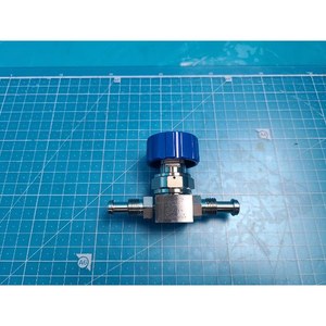 Ressort de compression TKF 316L 10K-1/4 EP S523020843011, utilisé comme pièce détachée pour équipement semi-conducteur Legacy - Product Image 3