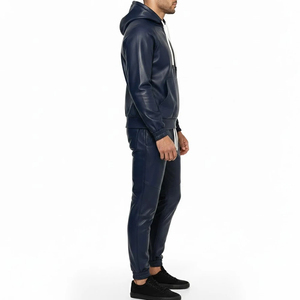 Ensemble Coordonné de Luxe en Cuir Véritable pour Homme : Veste Streetwear et Pantalon Jogger, Survêtement Tendance Doublé Polaire Coupe-Vent à Capuche - Product Image 3