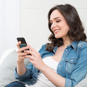 Power Bank Magnetico Wireless da 10000mAh Portatile per Caricabatterie MagSafe per Telefoni IOS Serie 14/13/12/11 - Product Image 3