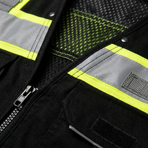 Chaleco de Seguridad Negro de Alta Visibilidad con Franjas Reflectantes, Ropa de Trabajo para Hombre, Material de Poliéster - Product Image 5