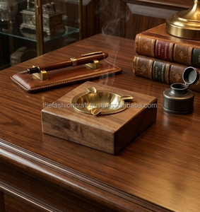 Cenicero Cuadrado de Madera y Metal Clásico Personalizado al por Mayor, Accesorio Premium para Fumar en la Oficina y el Hogar - Product Image 5