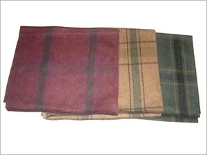 Export Quality Shoddy Check <b>Blanket</b> Soft Warm Recycled Fabric for Relief Aid Travel Camping Home and Industrial Use For Sale - Product Image 3