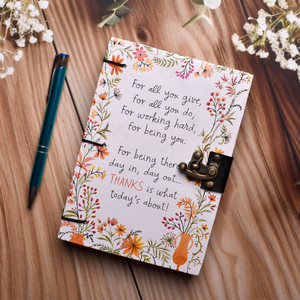 Cuaderno de Papel Hecho a Mano con Diseño Floral y Cierre, Diario con Cierre |   Diario Ecológico Premium de 200 Páginas con Escritura a Doble Cara para Mujer - Product Image 5