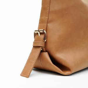 Sac fourre-tout Alora en cuir synthétique microfibre de qualité supérieure, poignée souple, longue bandoulière, grande capacité, pour ordinateur portable, travail, maquillage - Product Image 2