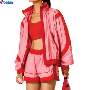 Conjunto de chándal de verano de hip hop de 2 piezas para mujer, top liso, chaqueta corta cortavientos con cremallera de algodón, estilo urbano informal personalizado - Product Image 1