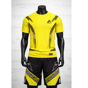 Camisetas y pantalones cortos de compresión para hombre, color naranja, estilo premium, diseños y logotipo personalizables, conjuntos de entrenamiento para hombre - Product Image 4