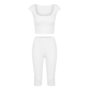 Ensemble deux pièces côtelé pour femme : Crop top à col carré et pantalon trois-quarts taille haute – Tenue décontractée et respirante pour l'été - Product Image 4