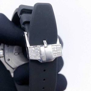 Bijoux noirs de l'océan A.P. Montre Jumbo de qualité supérieure en acier inoxydable avec quartz moissanite taille baguette VVS, 41 mm, résistante à l'eau 3 ATM - Product Image 6