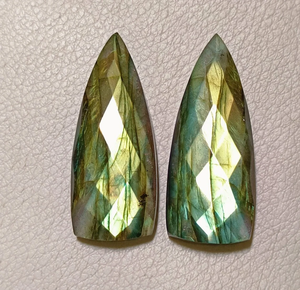 Pierre précieuse Labradorite Aurora Glow taille lance, paire de pierres facettées or olive, pierres lâches pour la fabrication de bijoux 15x40x7mm, pierres d'artisans - Product Image 4