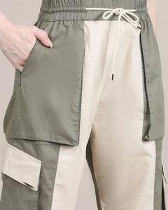 Pantalones Cargo de Color Único con Malla Interior, con Logotipo Personalizado, al Mejor Precio al por Mayor - Product Image 2