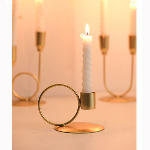 Nouveau produit, chandelier en métal en forme de U à double tête, couleur or, porte-bougie de table, ornement décoratif simple et luxueux - Product Image 1